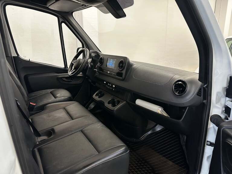 Mercedes Sprinter 214
