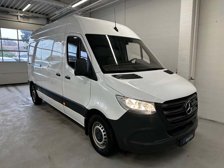 Mercedes Sprinter 214