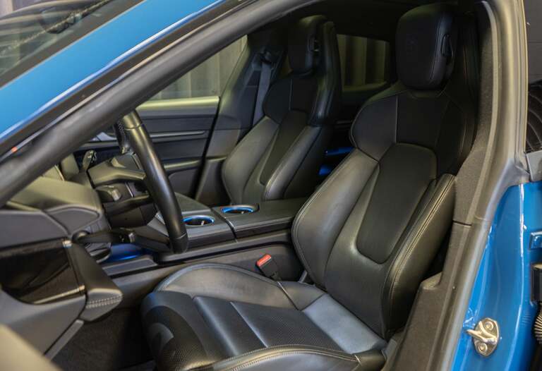 Porsche Taycan 4S