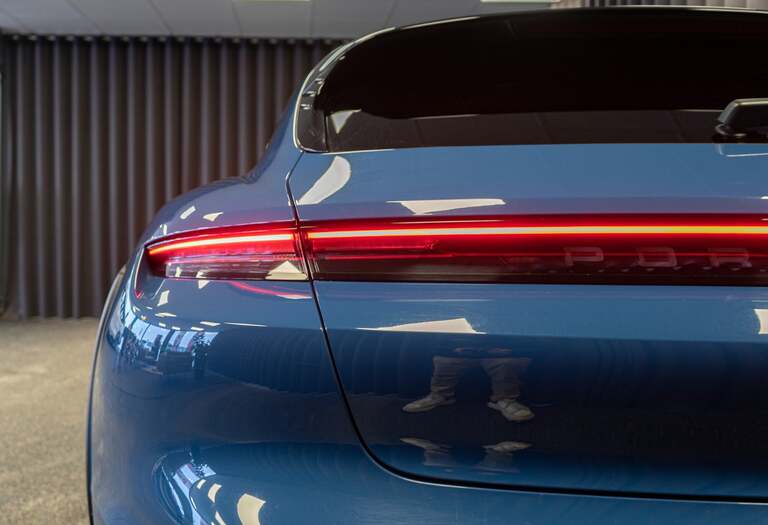 Porsche Taycan 4S
